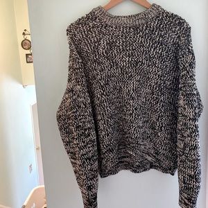 H&M black & white oversized sweater (M)
